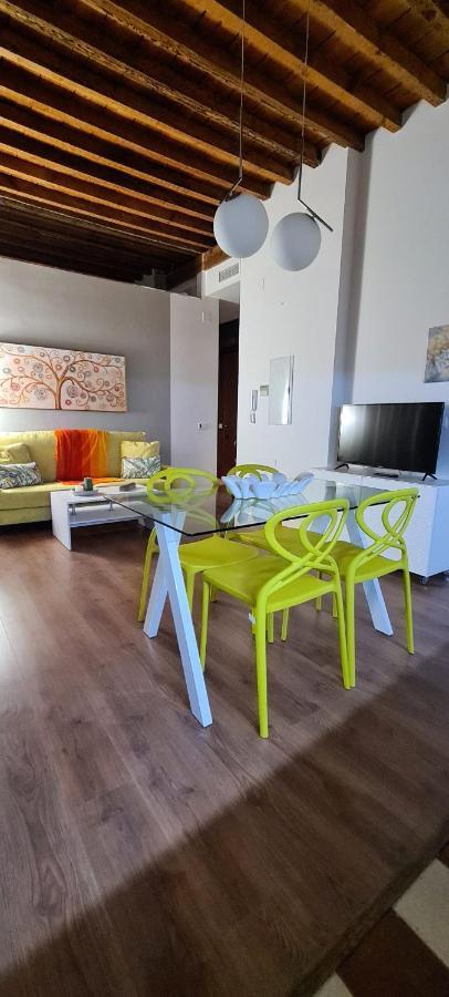 Apartamento Vina P. Malaga Centro Dış mekan fotoğraf